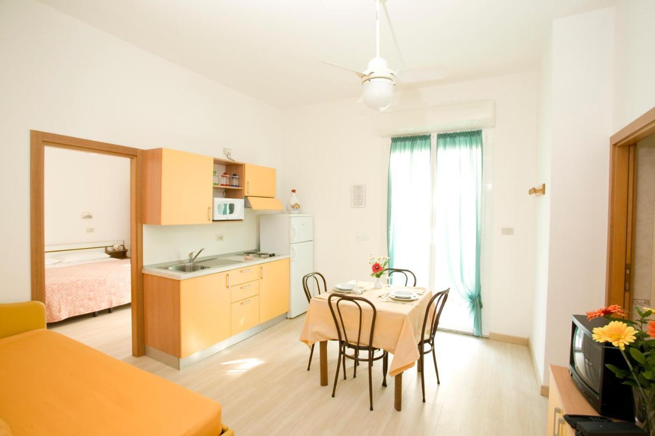 Residence Andrea Doria Cervia Kültér fotó