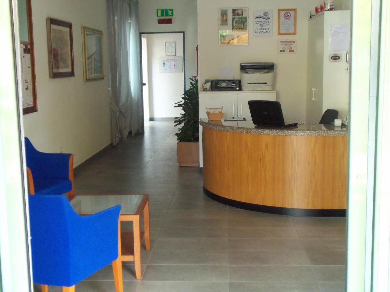 Residence Andrea Doria Cervia Kültér fotó